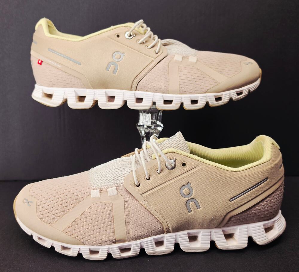 Oncloud Women 9.5 Comfy footwear